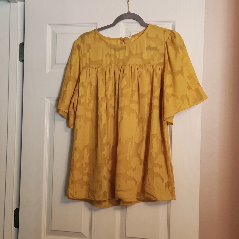 Gold Lace Top